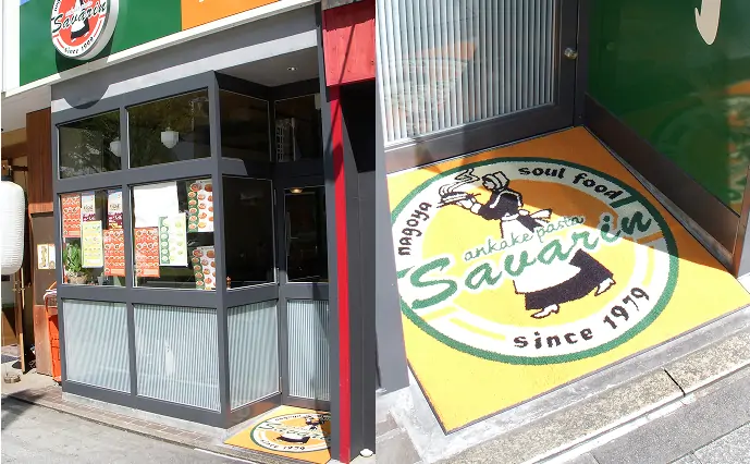 飲食店入口のオーダーマット事例